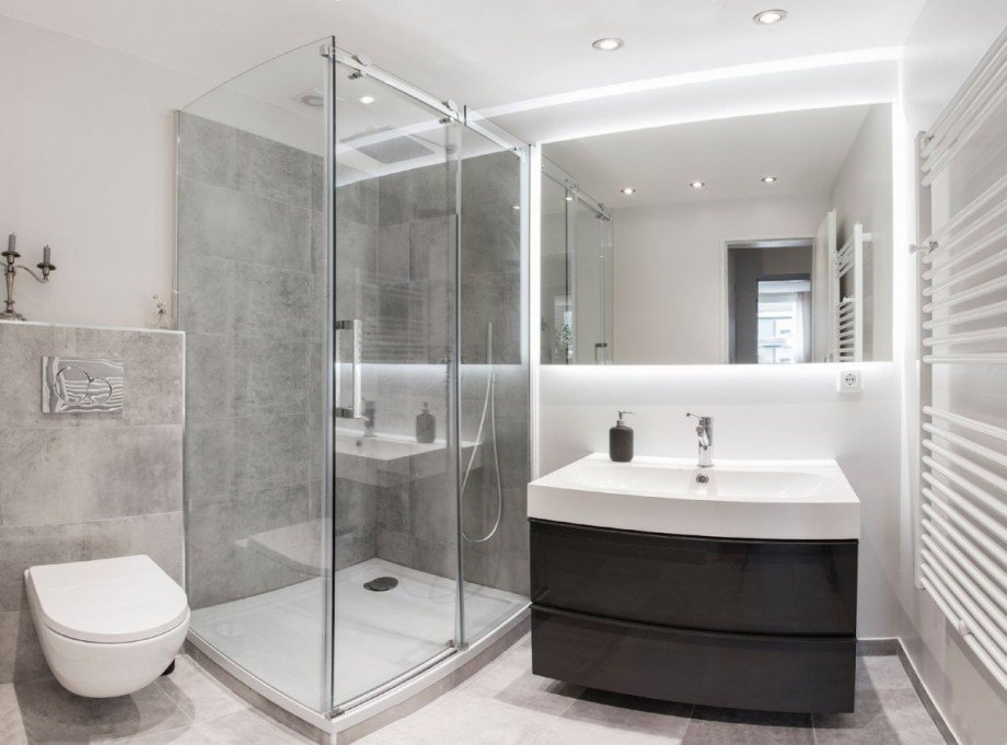 Duschbad Dachgeschosswohnung D�sseldorf